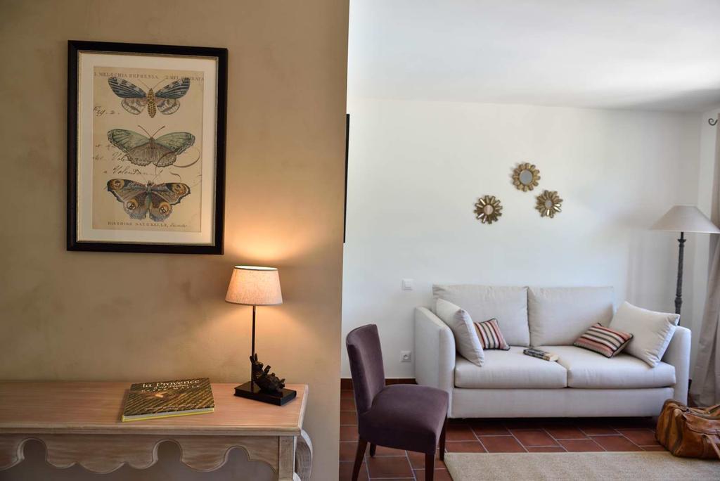 Domaine Le Bois Des Dames Bed & Breakfast Chantemerle-les-Grignan Bagian luar foto